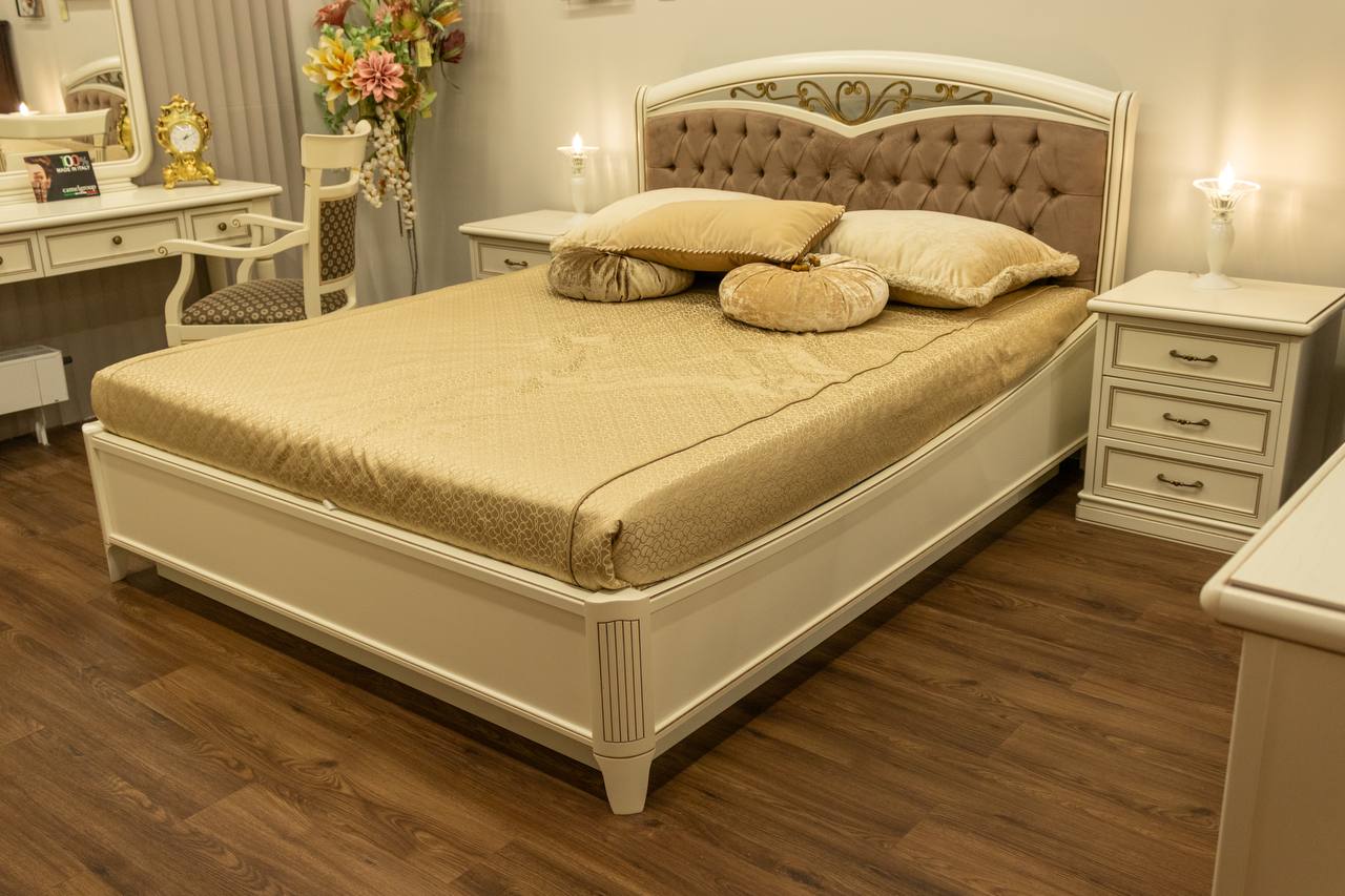 NOSTALGIA BIANCO Кровать 160*200 CURVO FREGIO CAPITONNE, изголовье экокожа Camelgroup