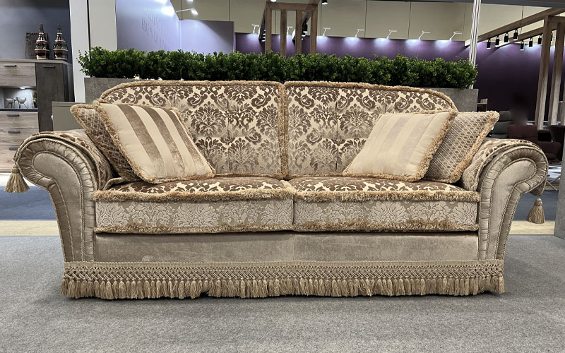 DECOR Диван 2-местный, кат.F, ткань LUMINA PLAIN 19/LUMINA DAMASK 19 (без накидок и подушек) Camelgroup
