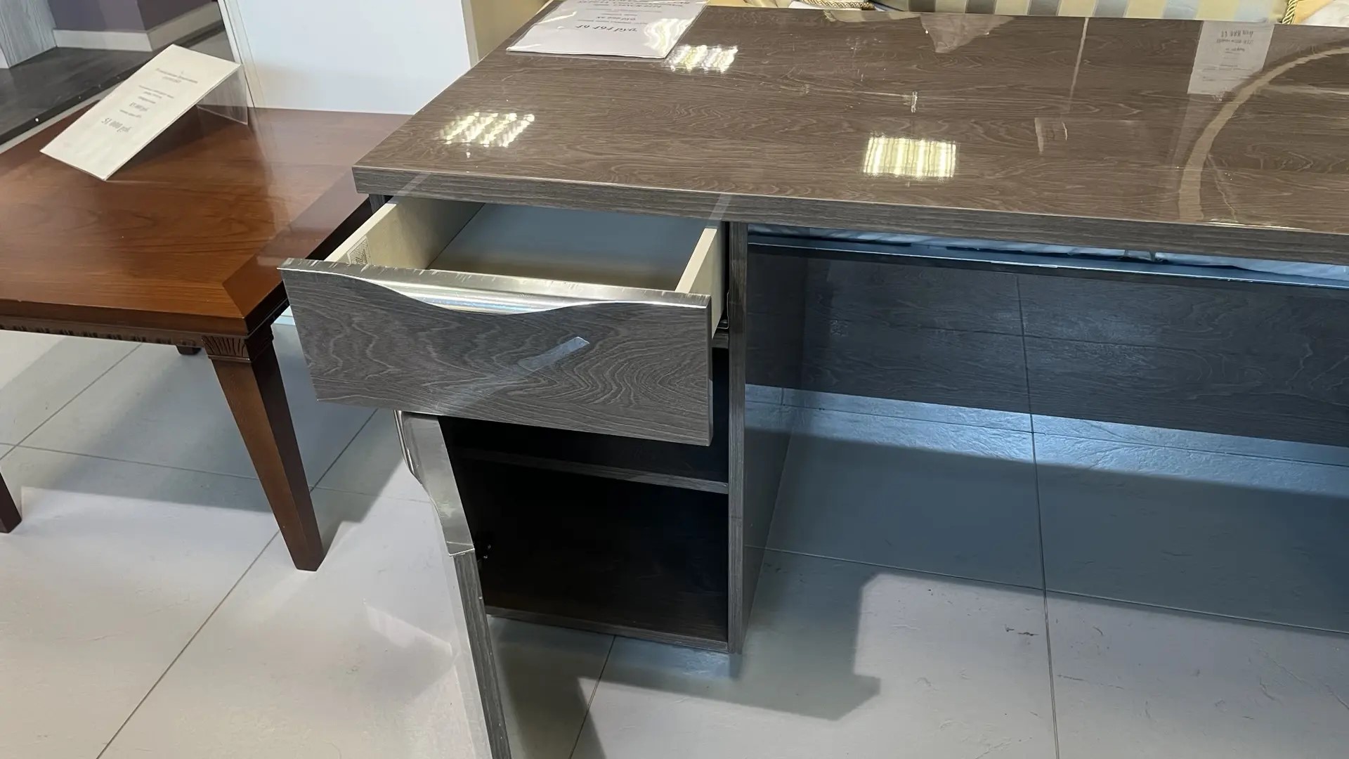 PLATINUM SILVER BIRCH Стол письменный Modum