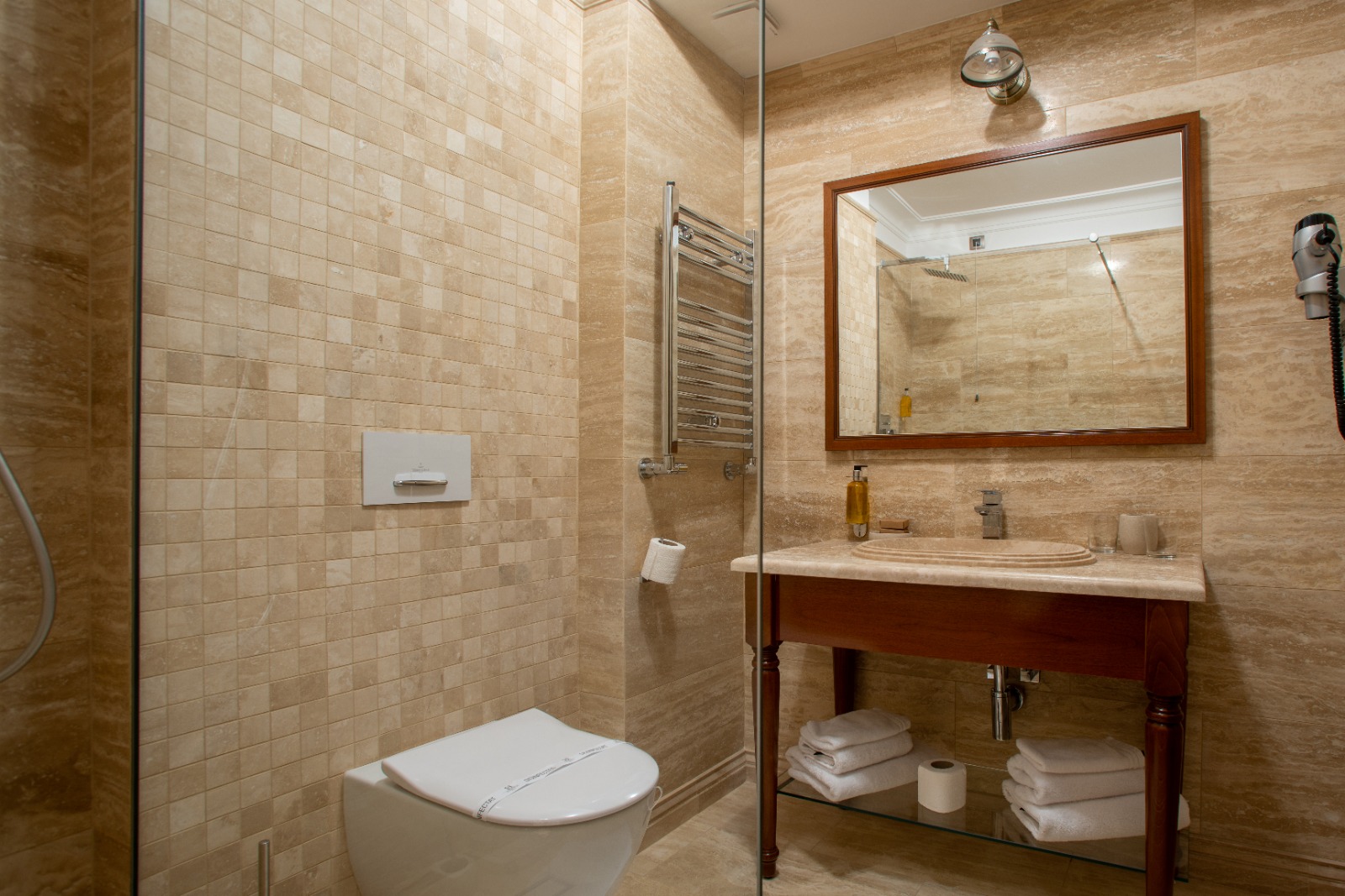 Hotel in Romania Camelgroup